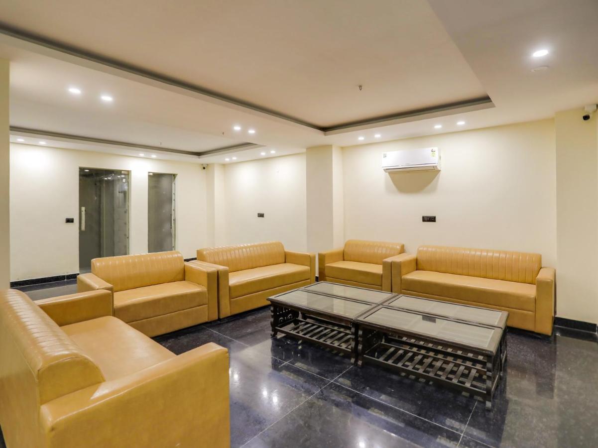 Townhouse Magnolia Corporate Stays คูร์เคาน์ ภายนอก รูปภาพ