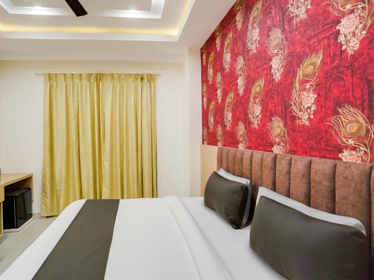 Townhouse Magnolia Corporate Stays คูร์เคาน์ ภายนอก รูปภาพ