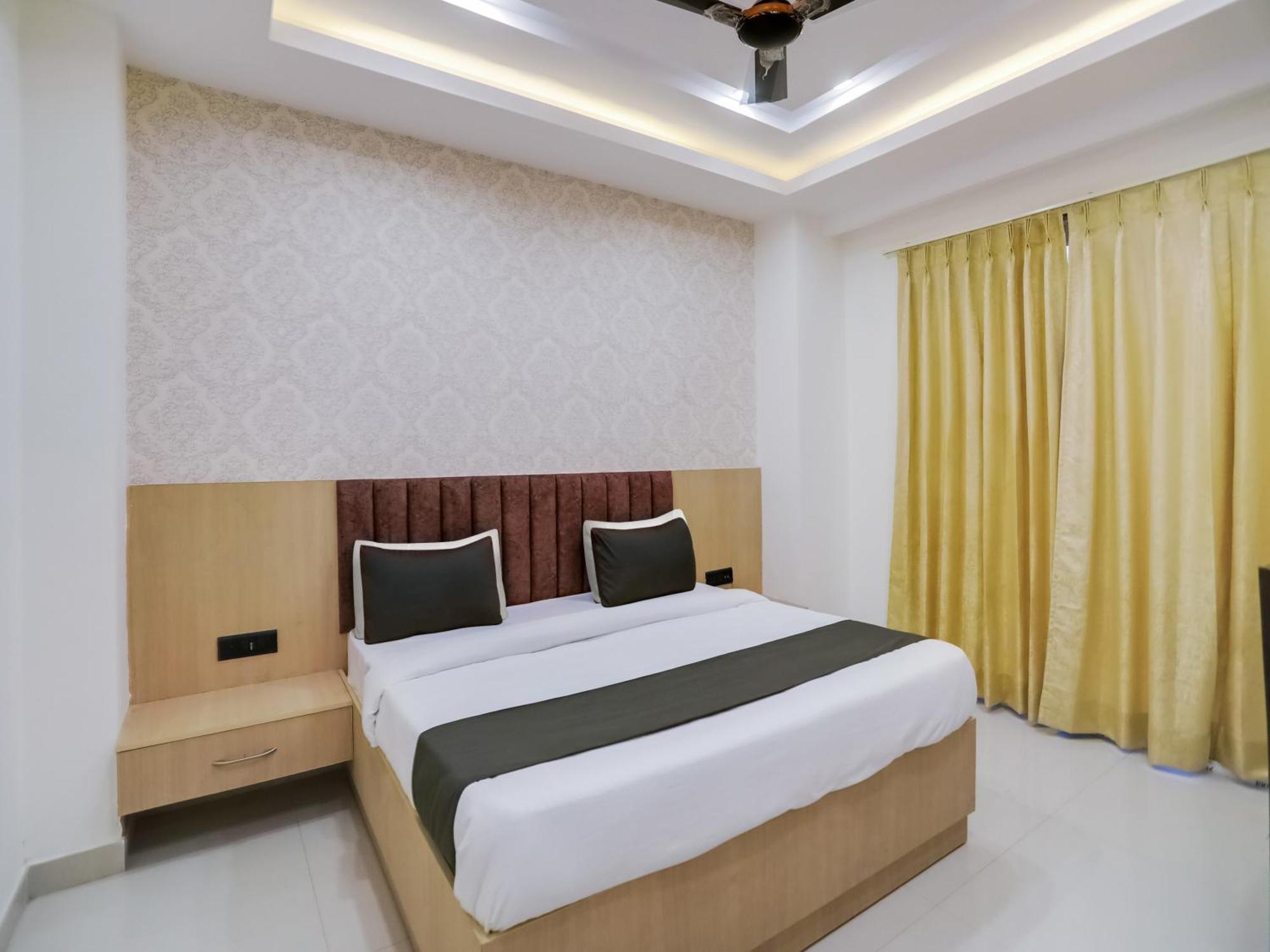 Townhouse Magnolia Corporate Stays คูร์เคาน์ ภายนอก รูปภาพ